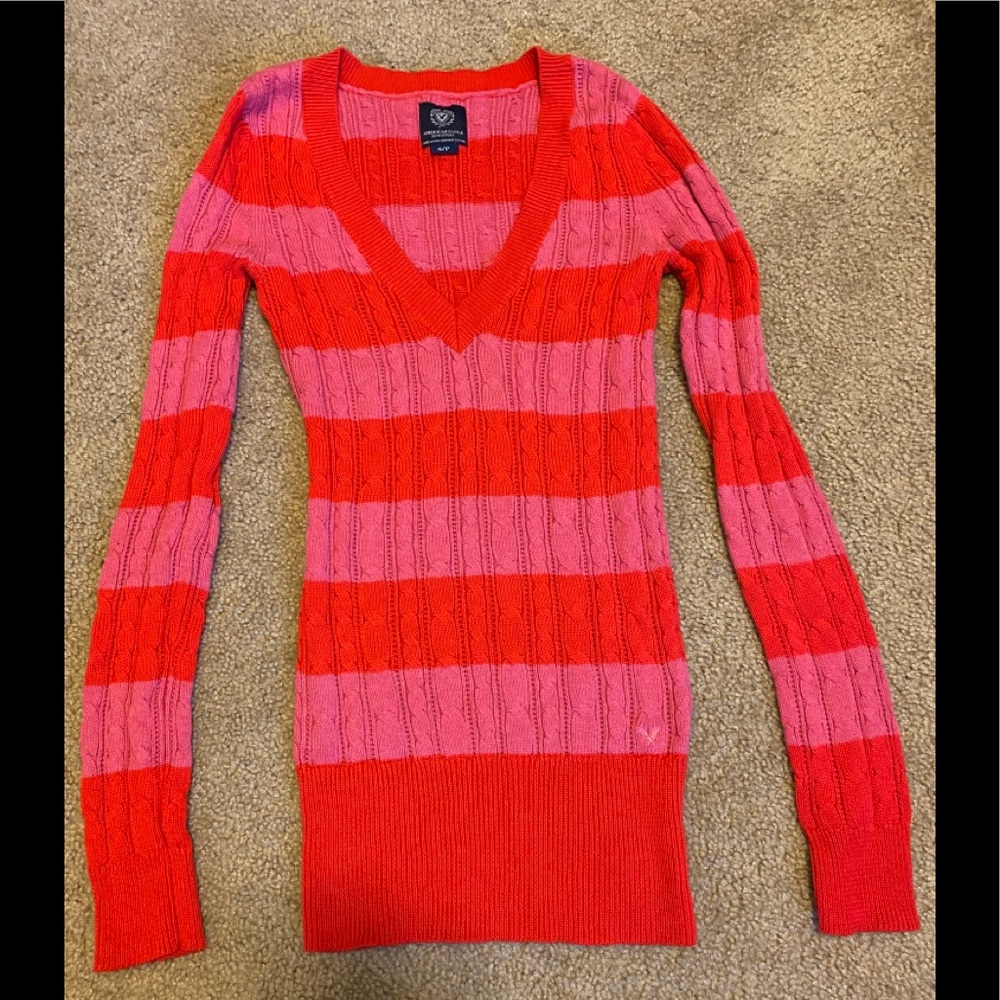 American eagle red and pink cable knit sweater